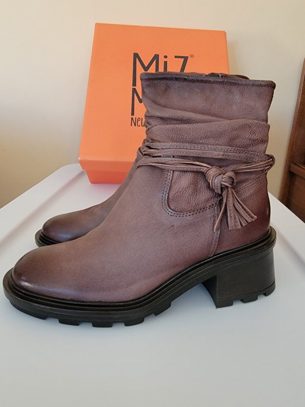 Miz Mooz Rabia Leather Bootie, ESPRESSO, Size 8.5-9US / 39EU, NIB